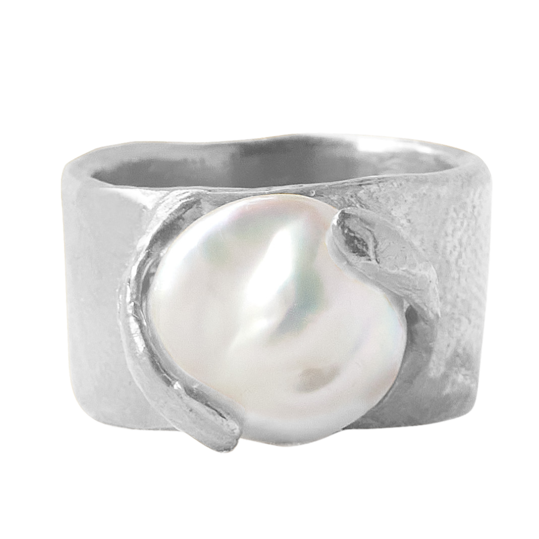 Pearl ring